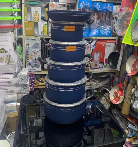 Cooking pot