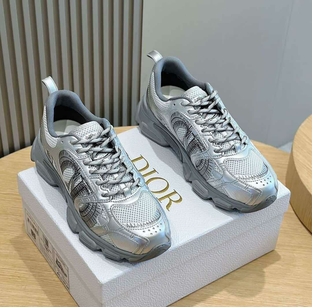 Fashion sneakers