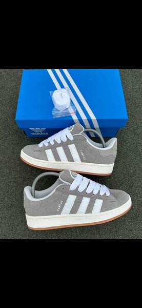 Adidas campus