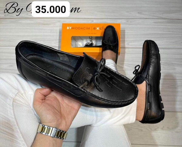 Chaussures en cuir