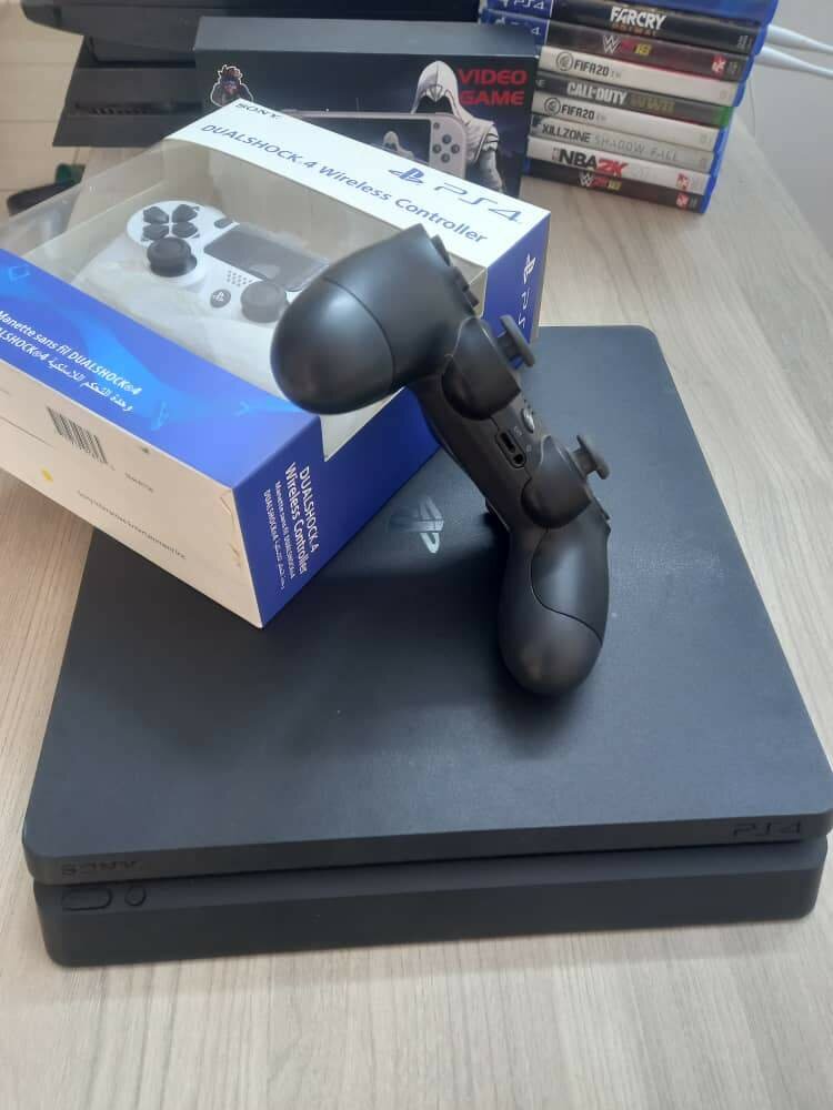 ps4 slim 5jeux