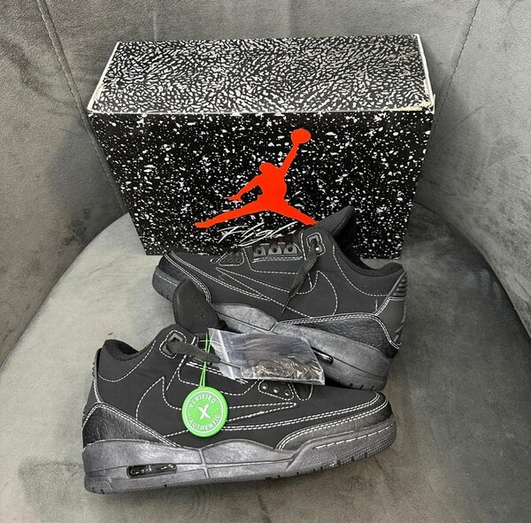 AIR JORDAN