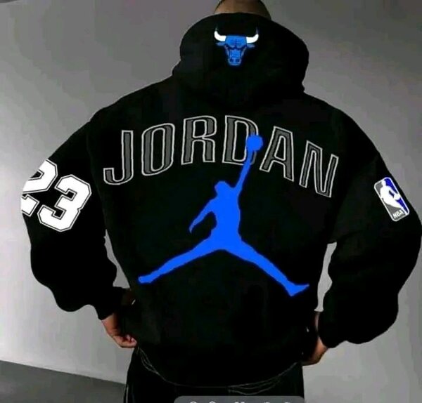 Pulls Jordan