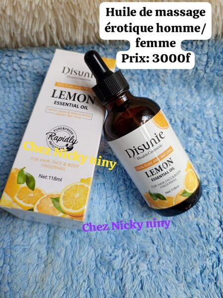 Huile de massage erotique