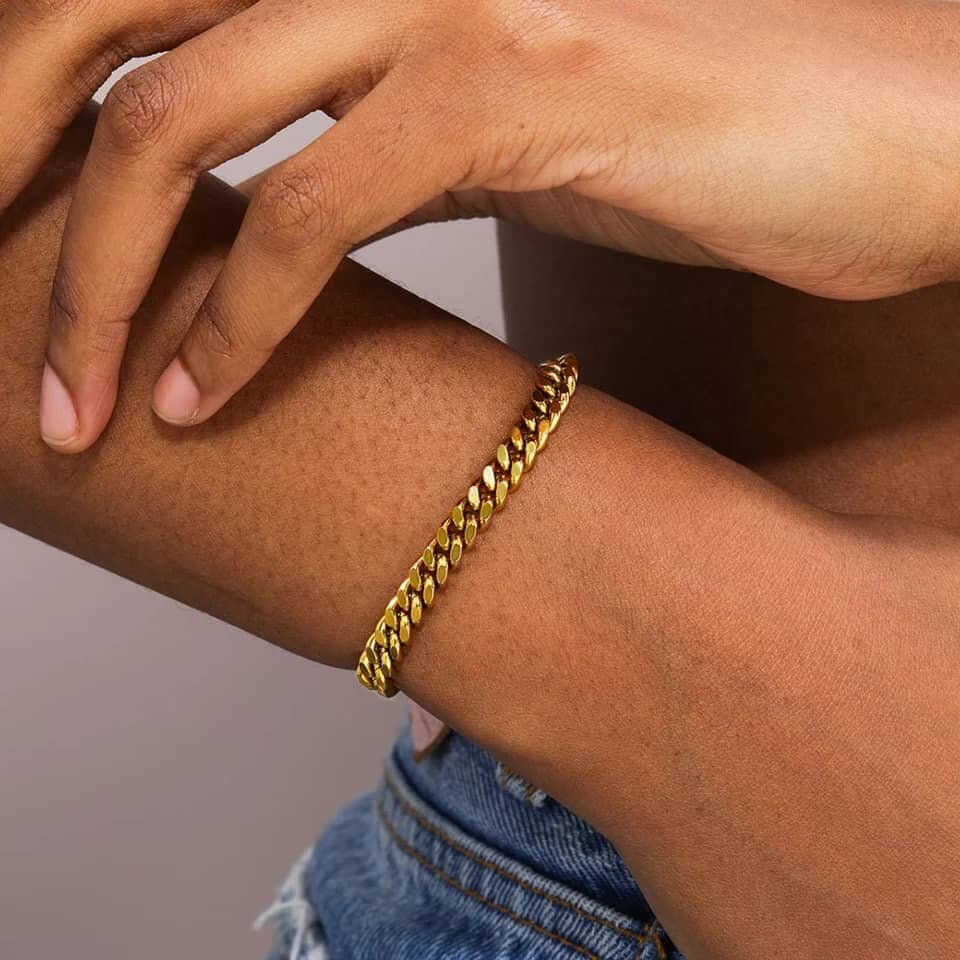 Bracelet doré élégance