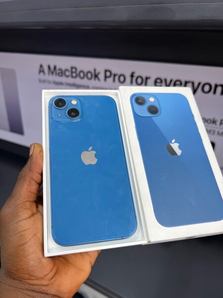 iPhone 13