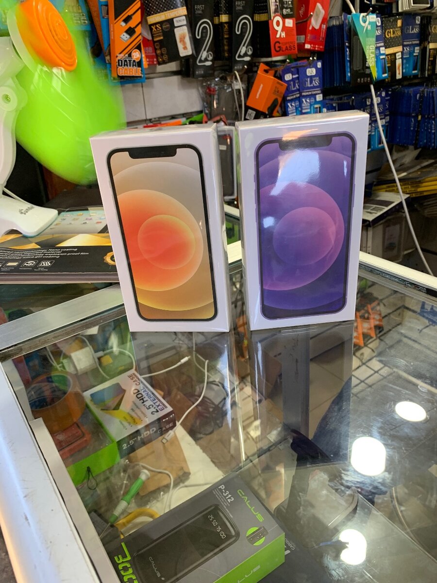 iPhone 12