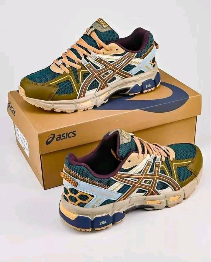 SHOE