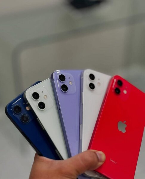 iPhone 12