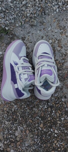 Fashion sneakers