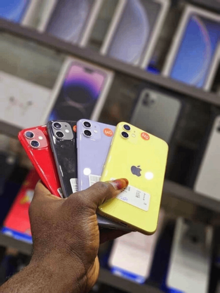iPhone 11 64/128gig