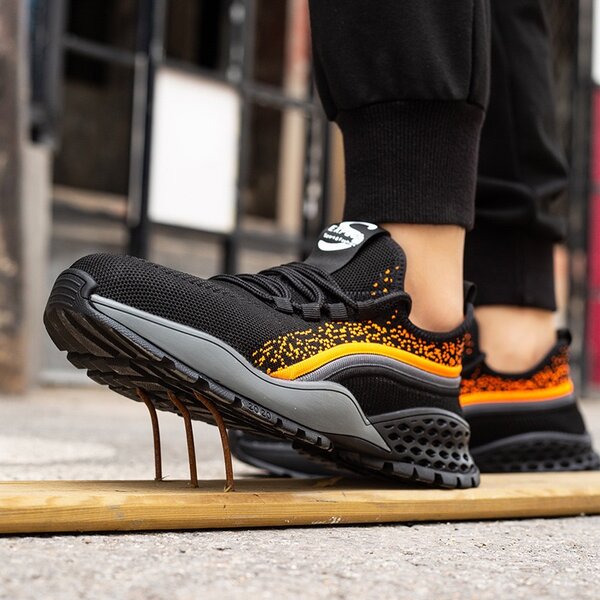 PROTECTIVE STEEL SHOE