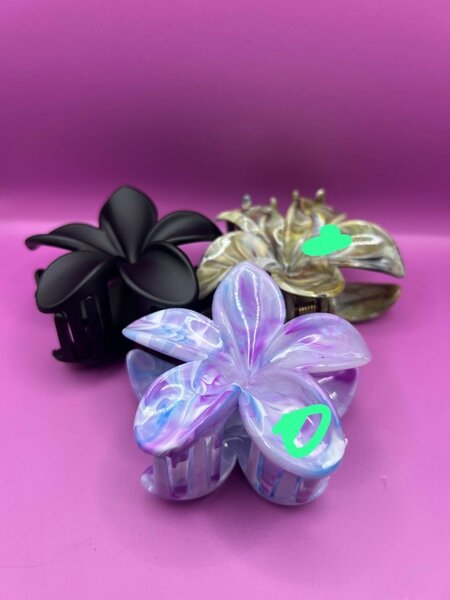 Blossom  Claw clips