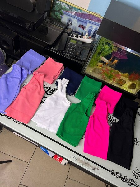 Top et collant