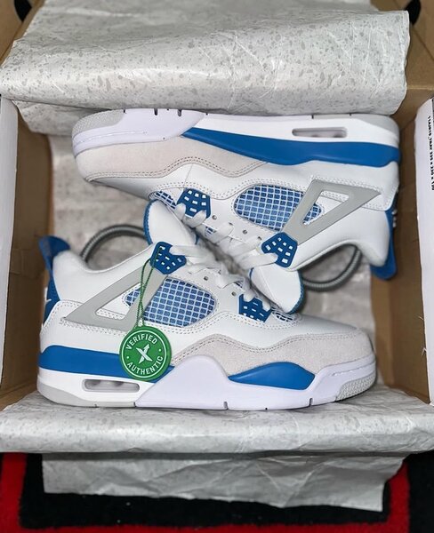Jordan 4