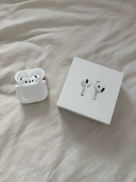 AirPods4