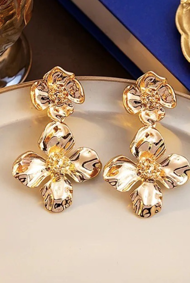 ANGIE earring