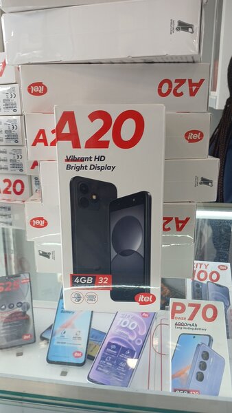 Smartphone Itel A20 4GB