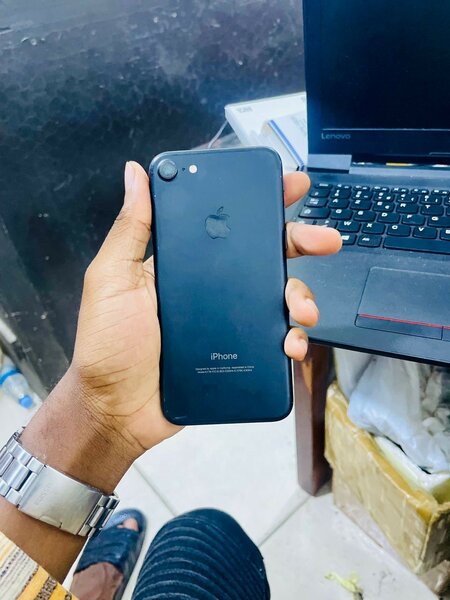 iPhone 7