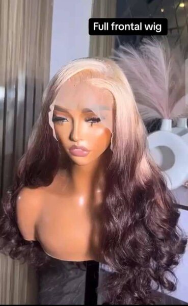 Bouncy blend hair