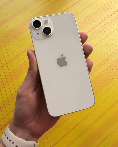iPhone 13