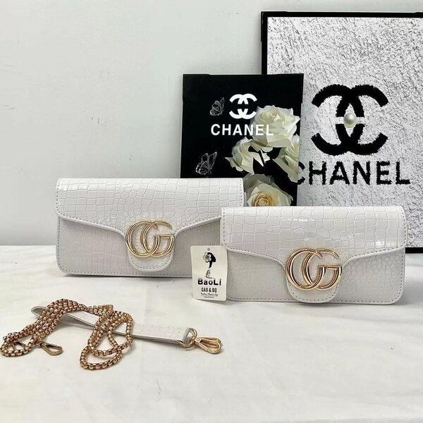 Causal ladies bag