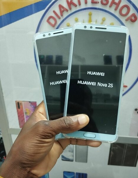 Huawei Nova 2S Smartphone