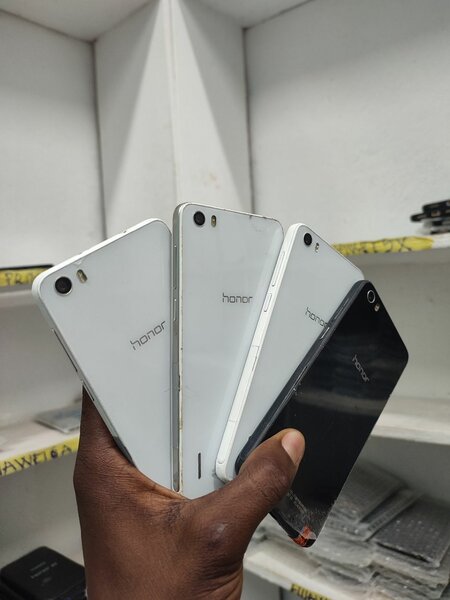 HONOR 6 mini