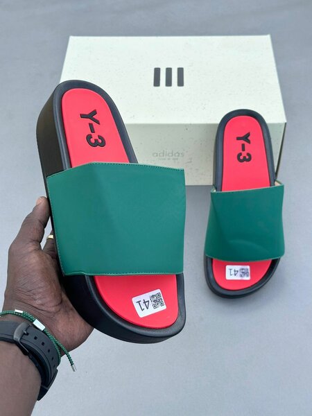 Claquettes Y3