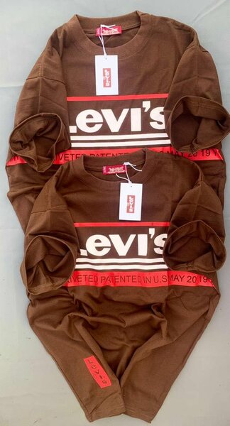 Tee-shirts