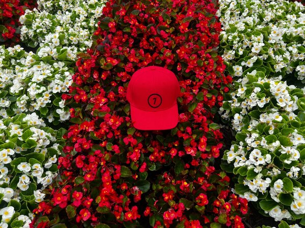 U7 Red hat