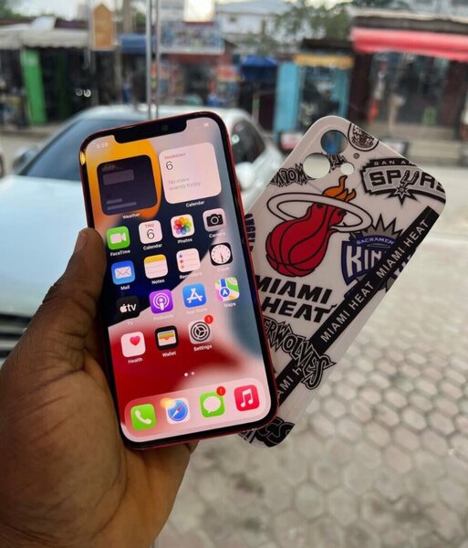 iPhone 12