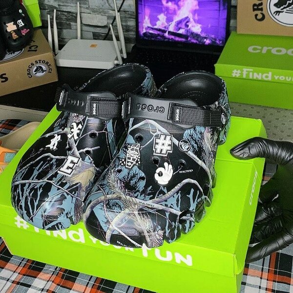 Crocs