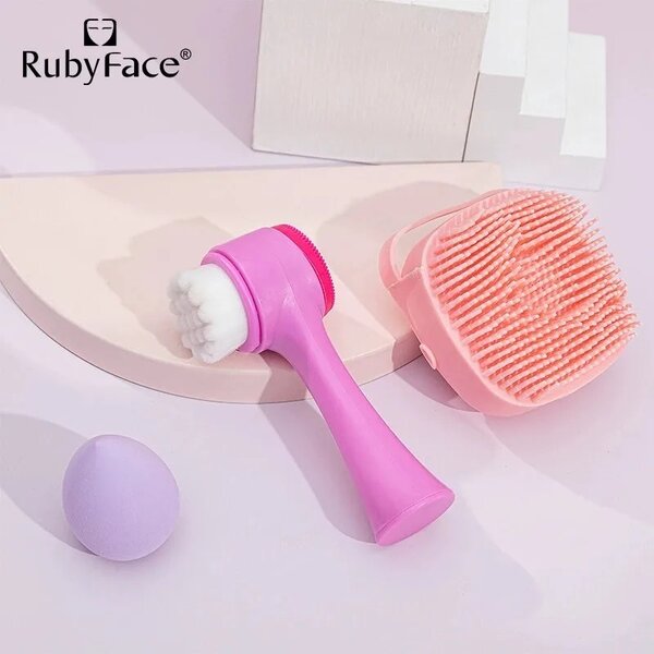 Face Brush, Beauty Blender & Silicone Body Scrubber