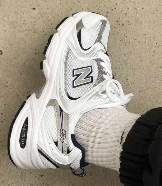 New Balance 530