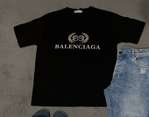T-Shirt size M