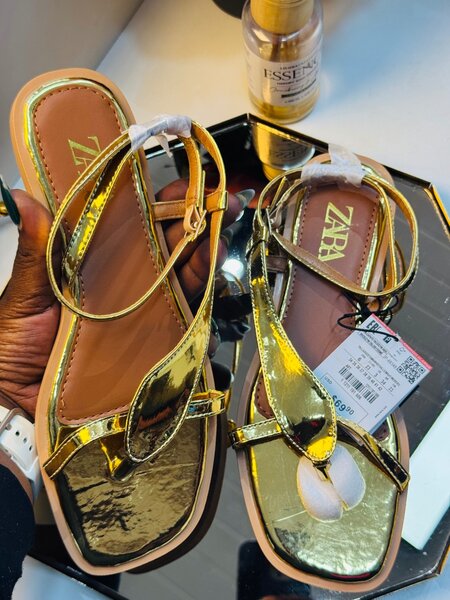 Sandals k350