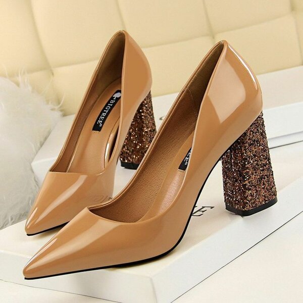 Talons dame