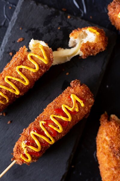 Délicieux Corn Dogs Coréens 10