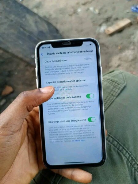 iPhone 11 simple