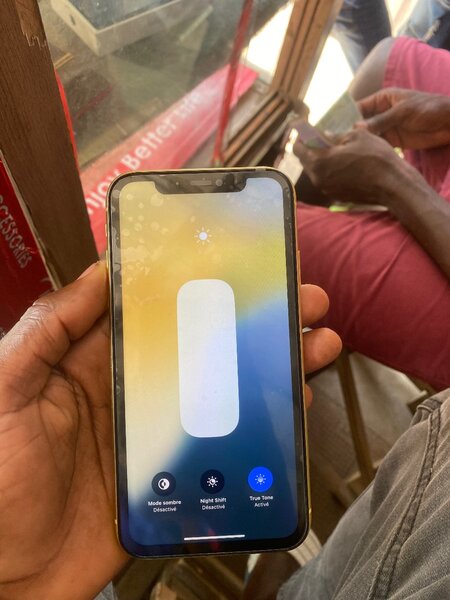 iPhone 11