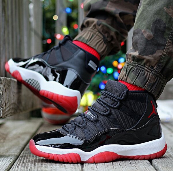 JORDAN 11