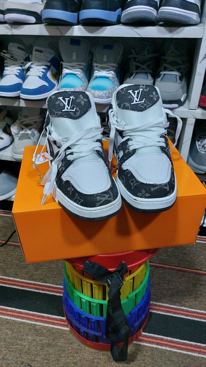 Vuitton