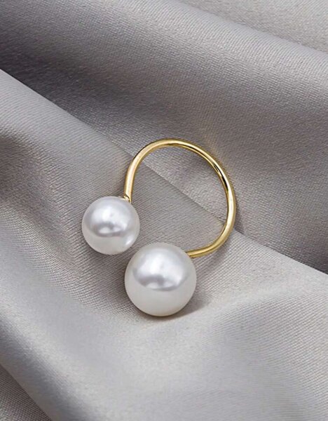 Faux pearl ring