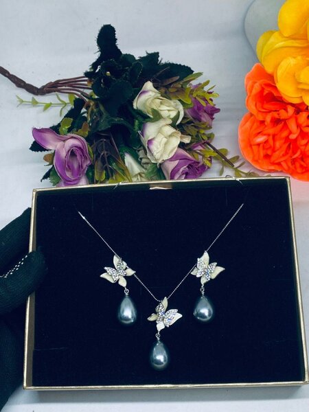 Jewelry set