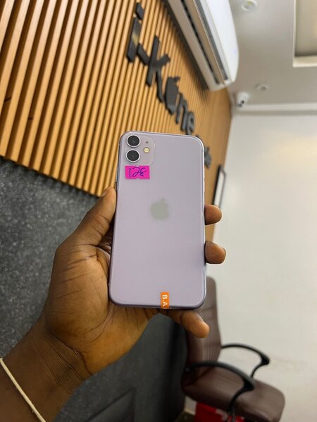 iPhone 11