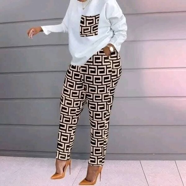 Ensemble chic à motifs pour femme