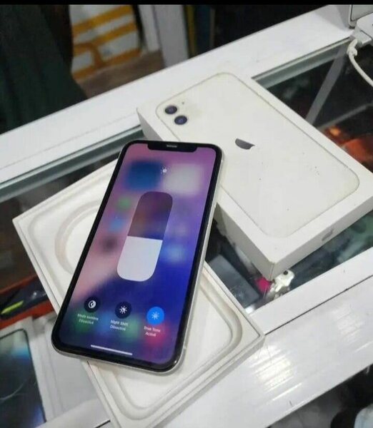 Apple iPhone 11 - Multicolore