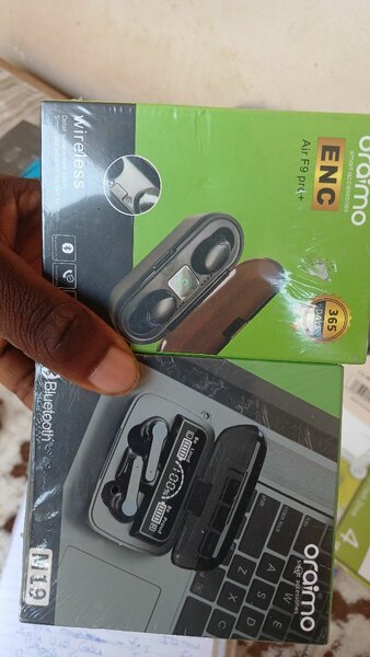 Oraimo Air Pro 13