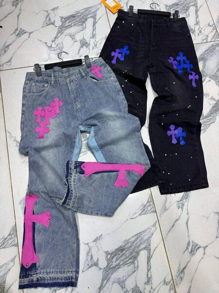 Trendy Cross Patch Jeans